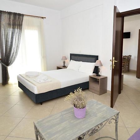 Inanthi Apartment Potos Phòng bức ảnh