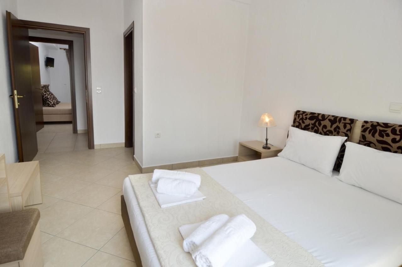 Inanthi Apartment Potos Ngoại thất bức ảnh